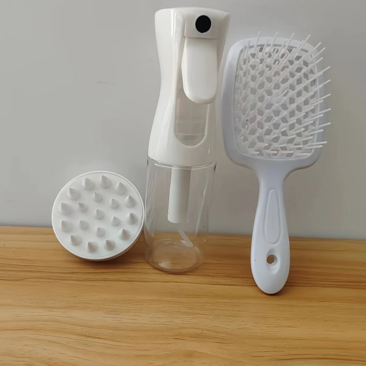 3pcs/Set Hairdressing Tools Set, Shampoo Brush, Hollow Out Detangling Hair Comb, Spray Bottle, Travel